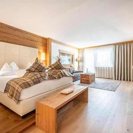 Alpenschloessel Hotel 5*